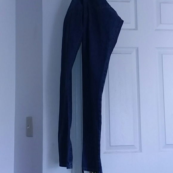 Jeans - Picture 3 of 3